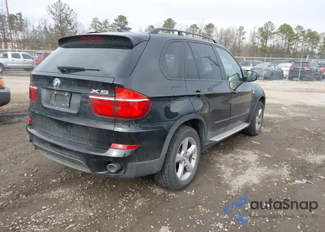 2012 BMW X5 xDrive35D z USA, uszkodzony, nr VIN 5UXZW0C59CL667891